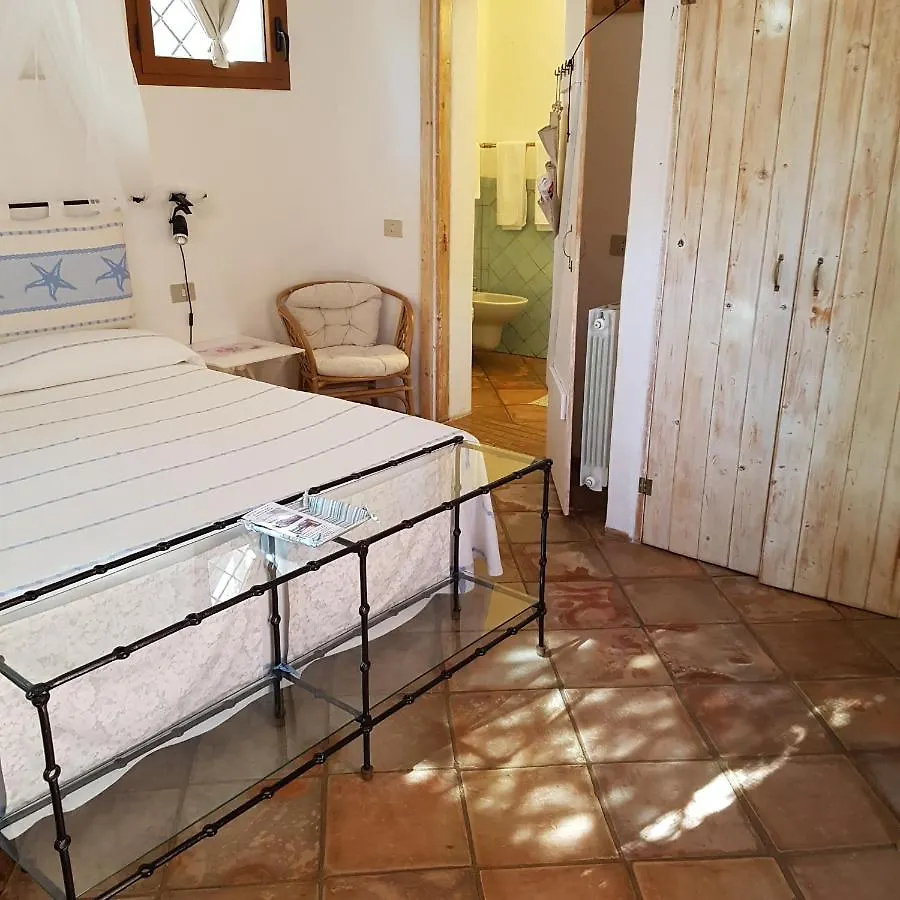 B&B Le Corti Di Aloa San Pantaleo Italien