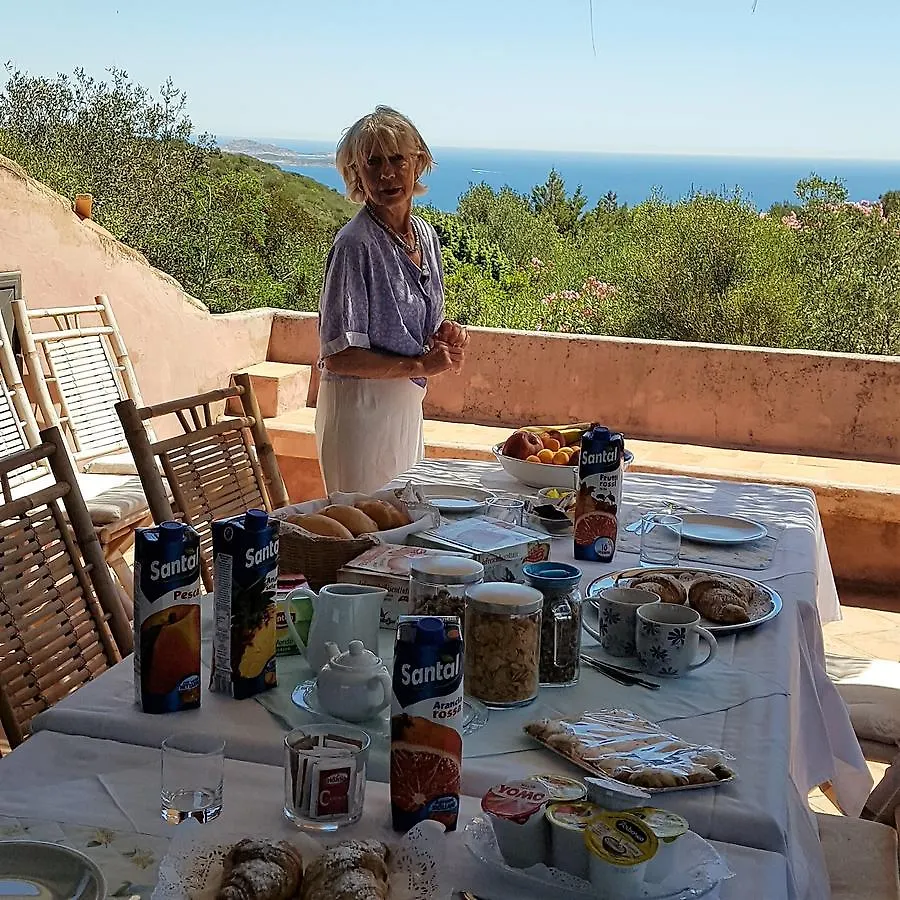 B&B Le Corti Di Aloa Frühstückspension San Pantaleo